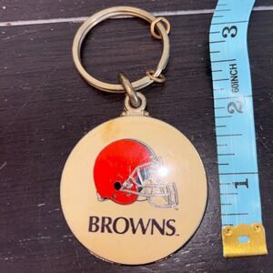 Vintage | Cleveland Browns NFL Keychain | Gold Tone Helmet Logo | Made in USA